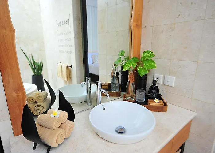 Villa Zensa @ The *